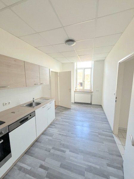 Große und helle 3-Zimmer-Wohnung