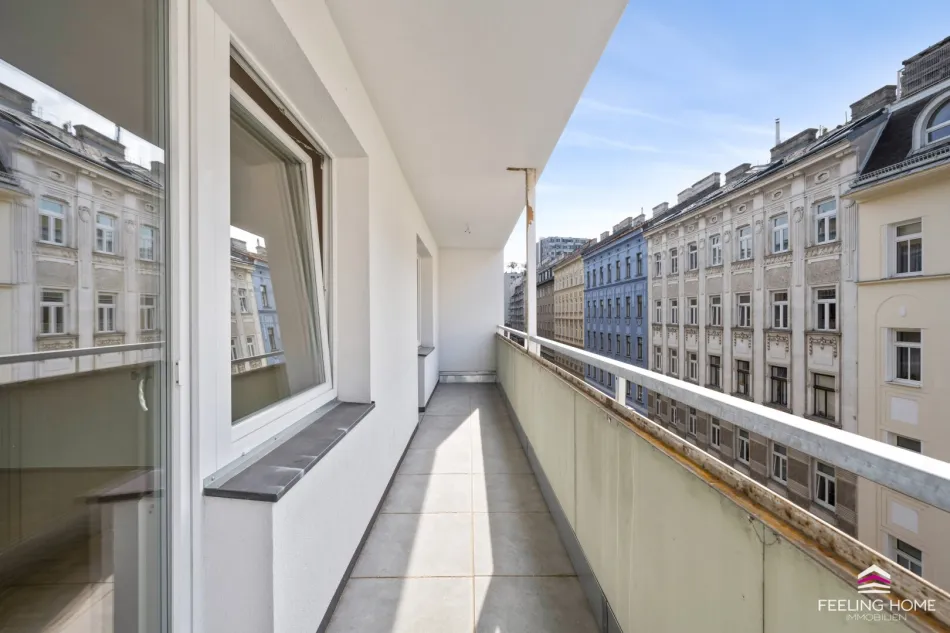 Urbanes Wohnen mit Wohlfühlfaktor: 2022 generalsanierte 3-Zimmer-Wohnung mit Loggia - Bild