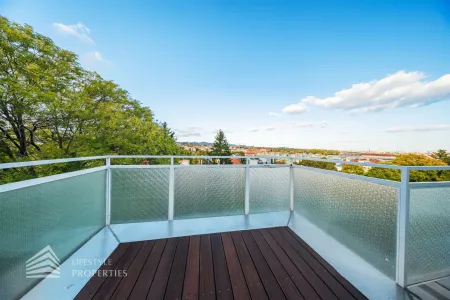 Leben über den Dächern Wiens: 110 m²-Terrassenwohnung mit Dachterrasse, Weitblick & Lift bis in die Wohnung