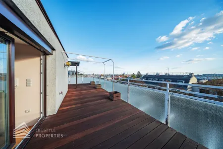 Leben über den Dächern Wiens: 110 m²-Terrassenwohnung mit Dachterrasse, Weitblick & Lift bis in die Wohnung