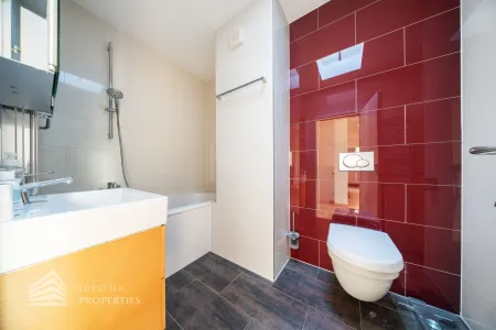 Leben über den Dächern Wiens: 110 m²-Terrassenwohnung mit Dachterrasse, Weitblick & Lift bis in die Wohnung