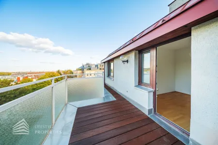 Leben über den Dächern Wiens: 110 m²-Terrassenwohnung mit Dachterrasse, Weitblick & Lift bis in die Wohnung