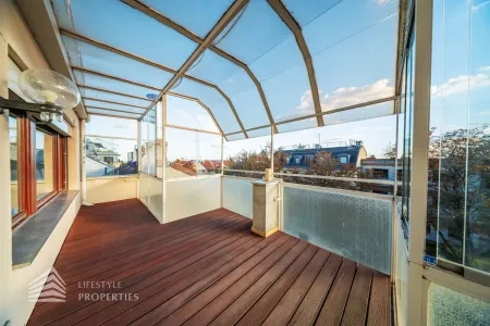 Leben über den Dächern Wiens: 110 m²-Terrassenwohnung mit Dachterrasse, Weitblick & Lift bis in die Wohnung