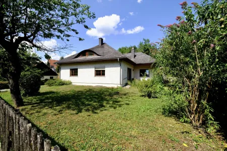 Garten straßenseitig