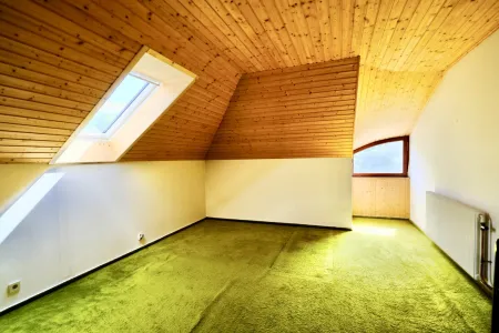 Geräumiges Schlaftzimmer 1