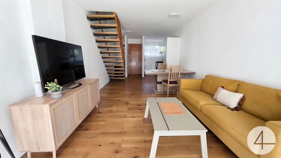 Vermietete Maisonette-Wohnung mit zwei Loggien - Titelbild