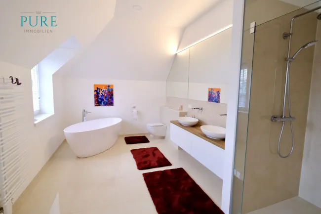 Tolles Badezimmerdesign OG