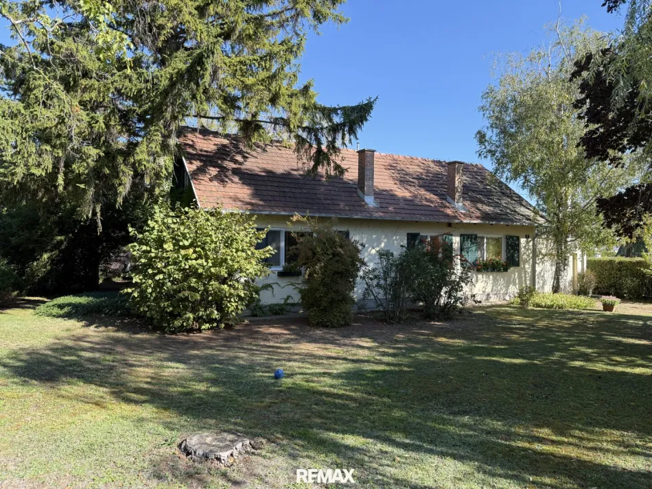 Wohnen im Grünen - Einfamilienhaus mit traumhaftem Garten auf ca. 128 m² Wohnfläche zu kaufen! - Titelbild