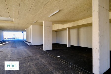 Überdachte Parkplätze