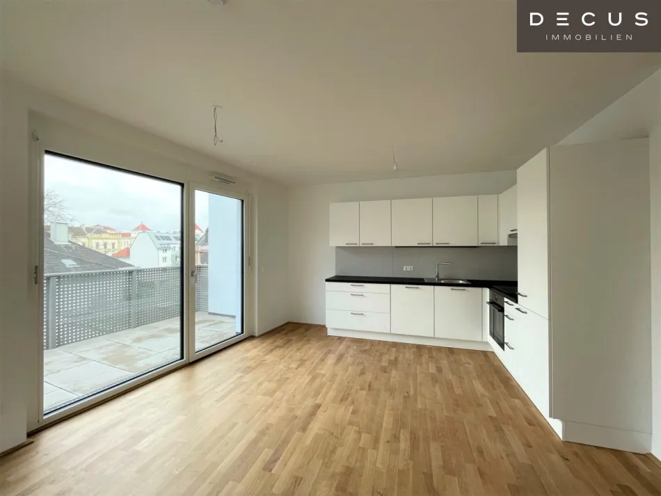 * AUSGEZEICHNETE LAGE IN DER ALTSTADT * DREI ZIMMER * ZWEI TERRASSEN * MIETBEGINN AB SOFORT * PROVISIONSFREI - Bild