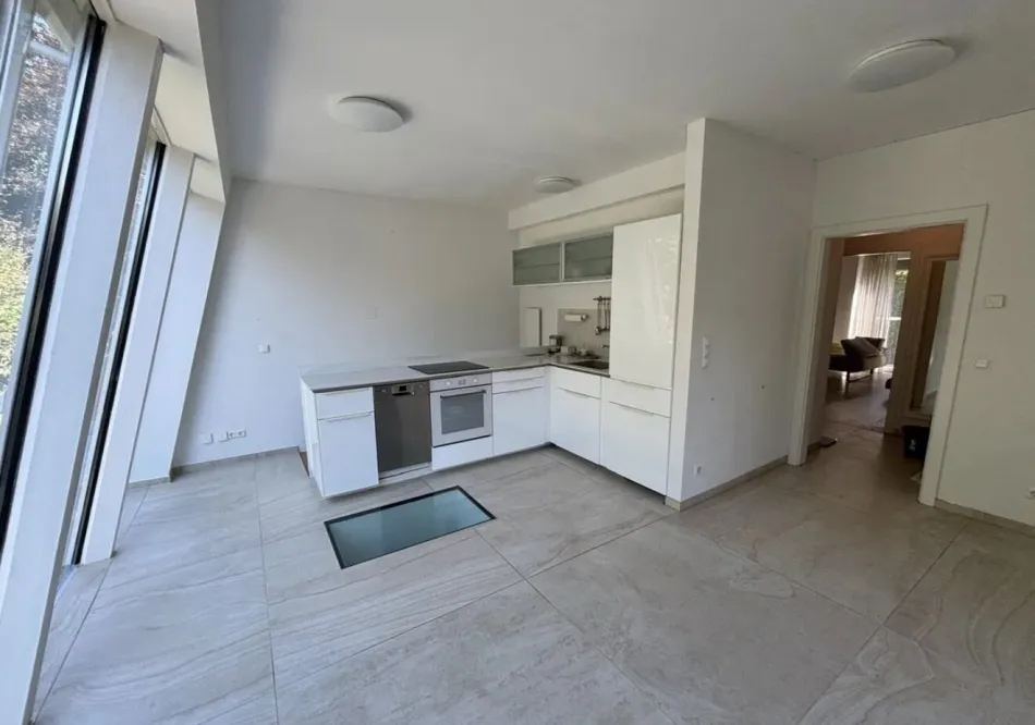Neuwertige 3 Zimmer Gartenwohnung in 8010 Graz mit Terrasse, Fußbodenheizung & Top Ausstattung - Bild