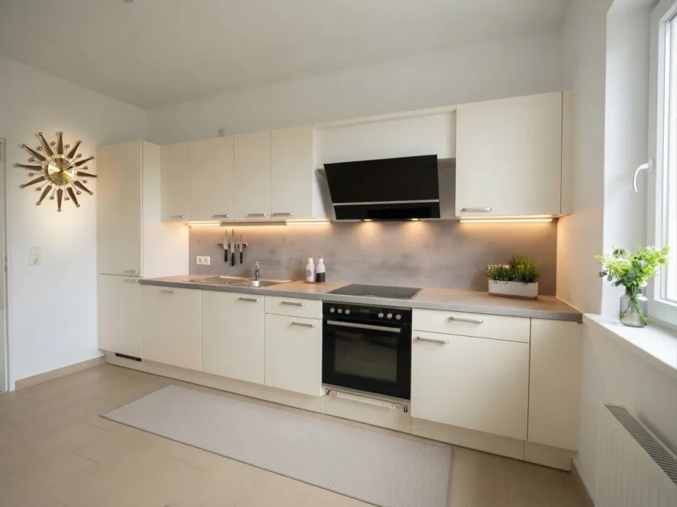 Familienoase gesucht? 3 Zimmerwohnung mit Gartenanteil - Titelbild