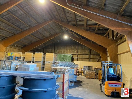 K3 - Mehrere Lager- bzw Industriehallen mit ca 200 m2 - 600 m2 in Freilassing und Umgebung zu vermieten !!!