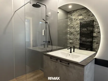 Badezimmer 2