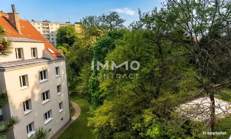 Freifläche auf Innenhof und großen Garten orientiert