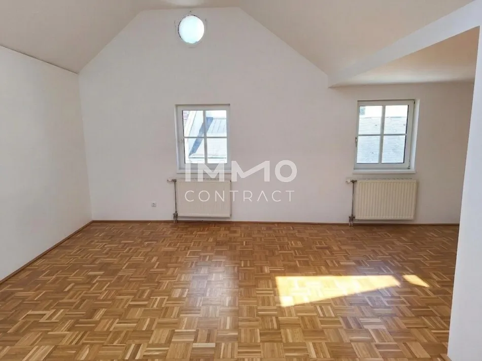 Sonnige 2 Zimmer-Dachgeschosswohnung am Stadtplatz 19 - Top 9 - Bild