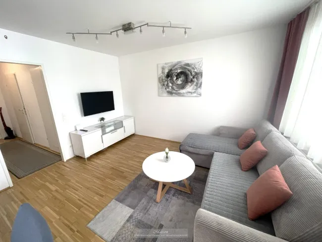 2 ZIMMER BALKONEIGENTUM - NAHE U1 UND DONAUZENTRUM - Bild