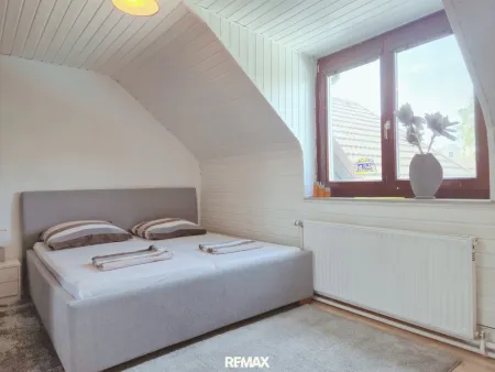 Schlafzimmer III