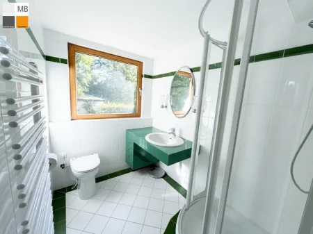 Bad WC Dusche OG