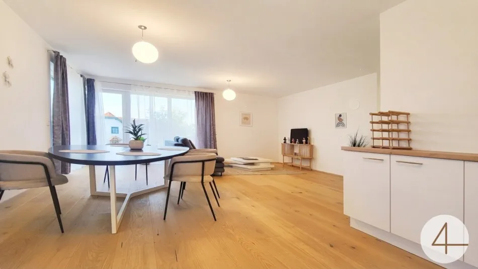 Wunderschöne Gartenwohnung im 4 Parteienhaus - Bild