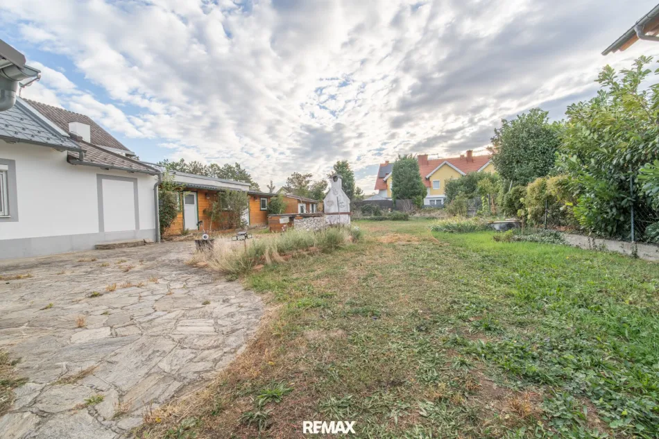 Einfamilienhaus mit großzügigem Grundstück und viel Potenzial in Kottingbrunn! - Bild