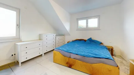 09 Schlafzimmer im Dachgeschoss