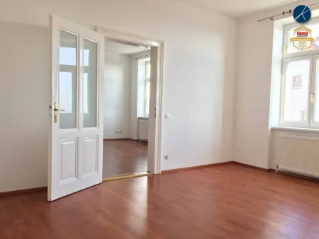 Wohnzimmer Top 2 (OG)