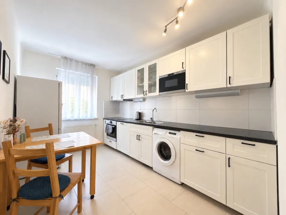 Helle 3-Zimmer-Wohnung mit 12m² Balkon in Hietzing – nahe U4 Ober St. Veit - Bild