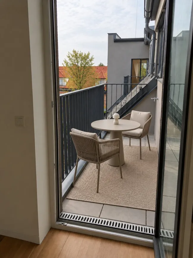 Exklusive 2-Zimmer-Dachgeschosswohnung mit Terrasse in Oberlaa – U1 Neulaa in 5 Gehminuten erreichbar! - Bild