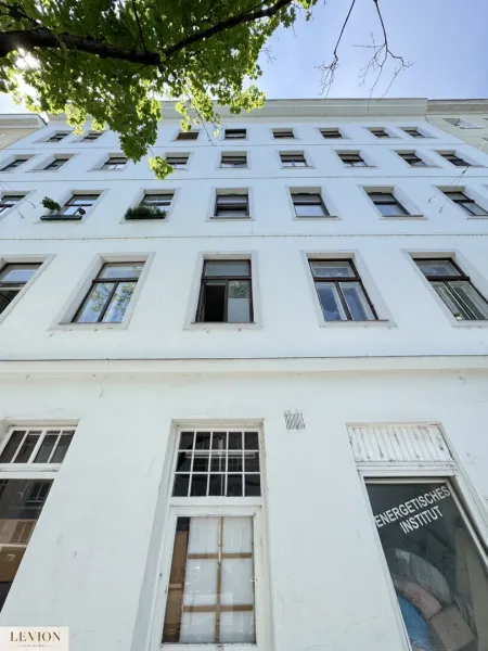 Gebäude