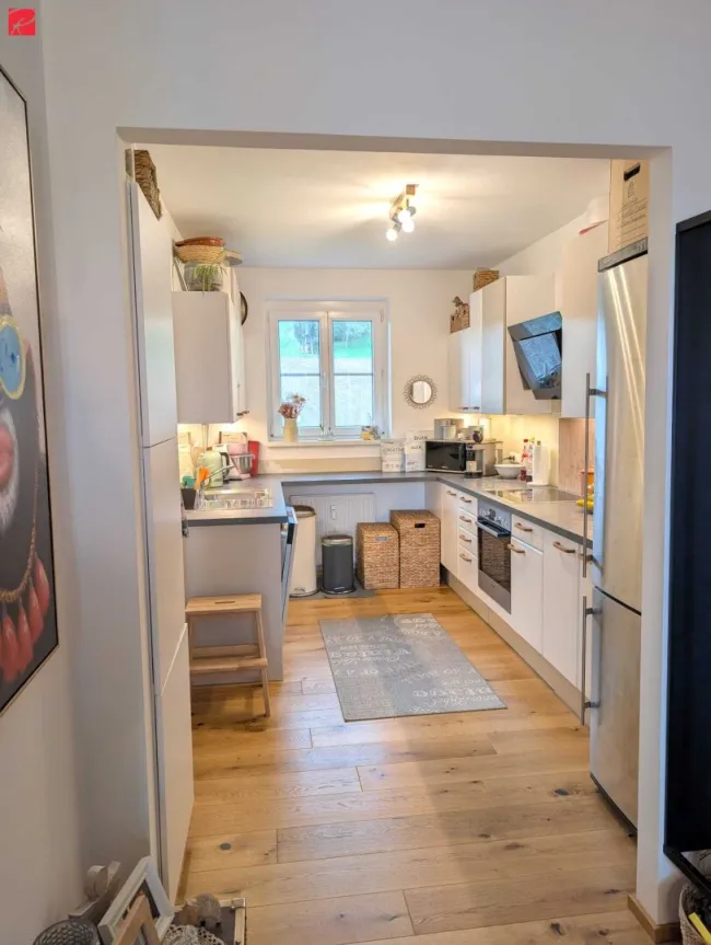 Perfekt modernisiert für Ihre Zukunft: Top-gepflegte Maisonette mit Homeoffice-Spot & Loggia - Bild