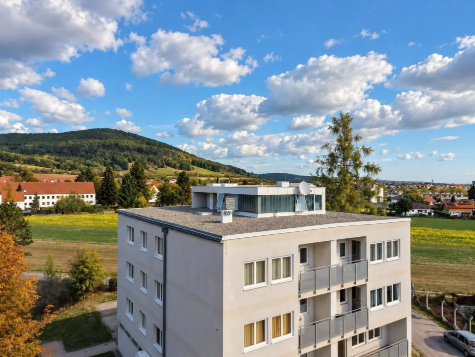 Attraktives Anlageobjekt in Ternitz, Ortsteil Pottschach – Mehrparteienhaus mit 12 Wohneinheiten - Bild