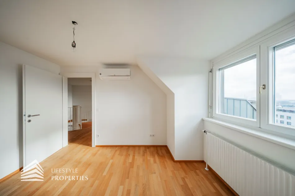 Wunderschöne 3 - Zimmer Maisonette mit Terrasse - Bild