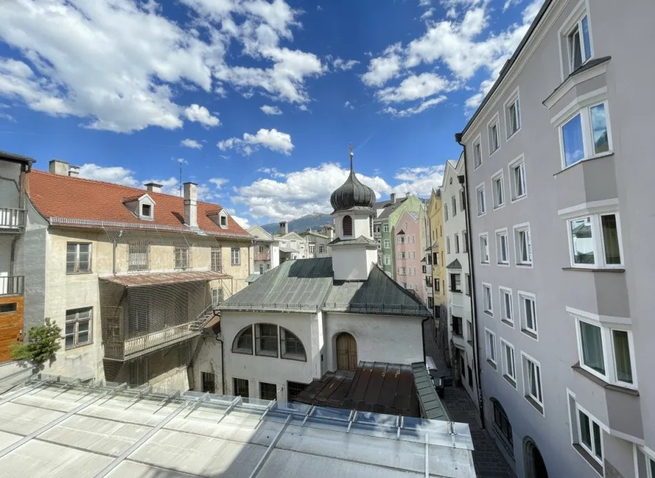 Altbauwohnung mit Kachelofen in der Altstadt von Innsbruck | 4 Zimmer - Bild