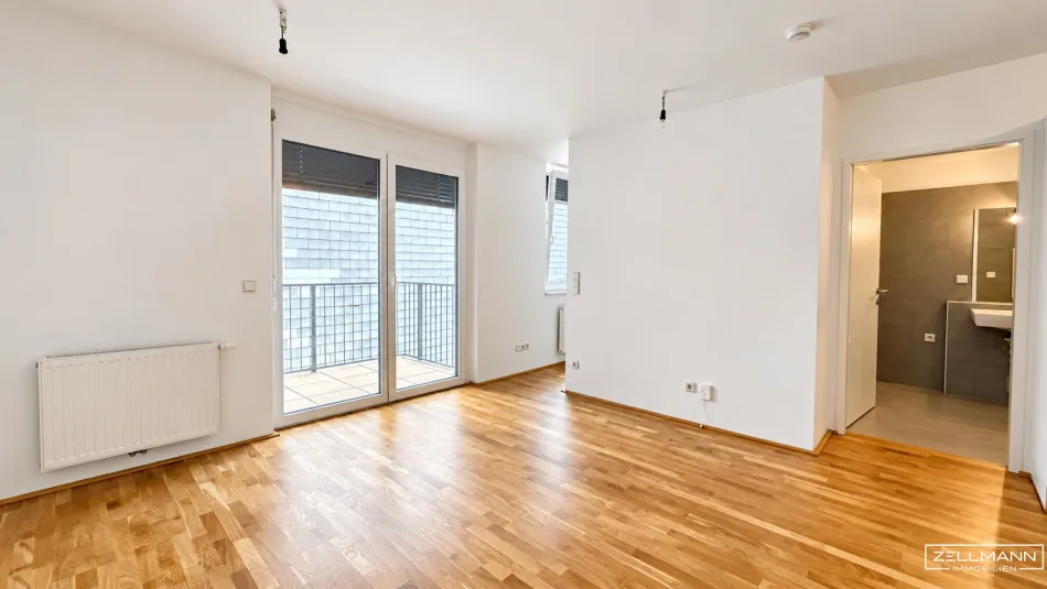 Klein mit Balkon, bereits vermietet – Eigentum im 4. Liftstock | ZELLMANN IMMOBILIEN - Bild