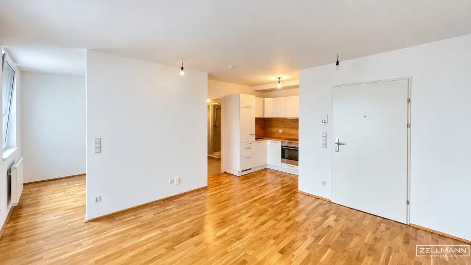 Klein mit Balkon, bereits vermietet – Eigentum im 4. Liftstock | ZELLMANN IMMOBILIEN - Titelbild