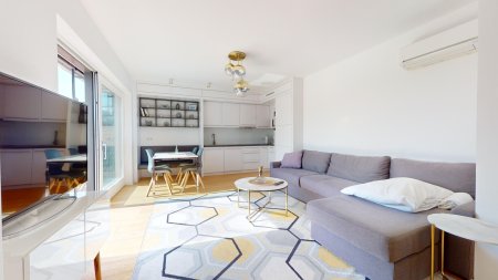 READY TO LIVE- LUXURIÖS SERVICED LOFT-ALL IN-PROVISIONSFREI