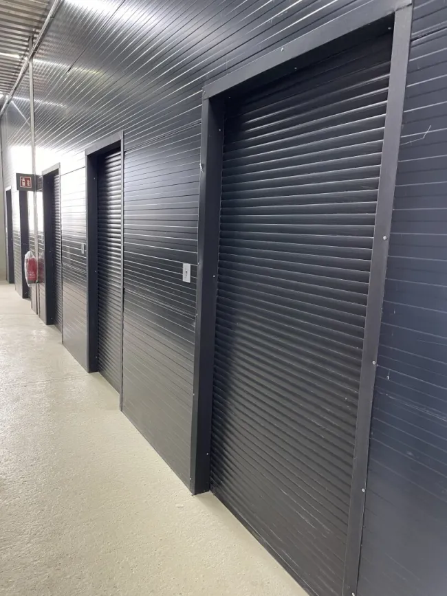 Selfstorage, Kleinlager ab 5 m² – ideal für Motorrad-Überwinterung - Bild