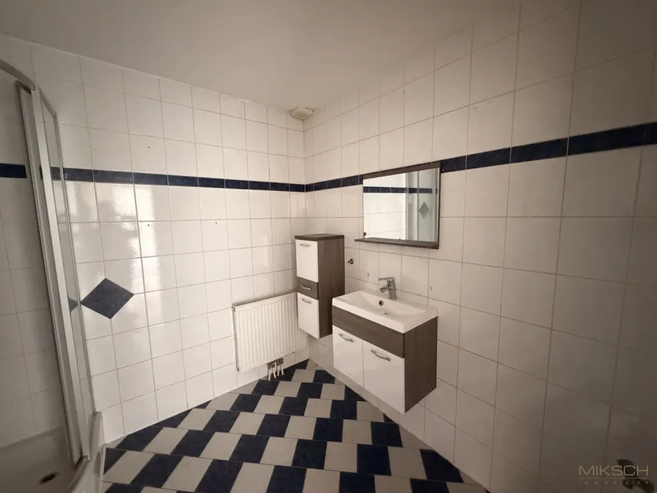 Moderne Wohnung I ca. 50m² I in Böheimkirchen I Parkplatz - Bild