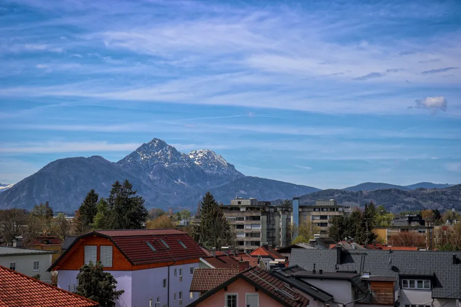 Dachgeschosswohnung mit Flair - Bild