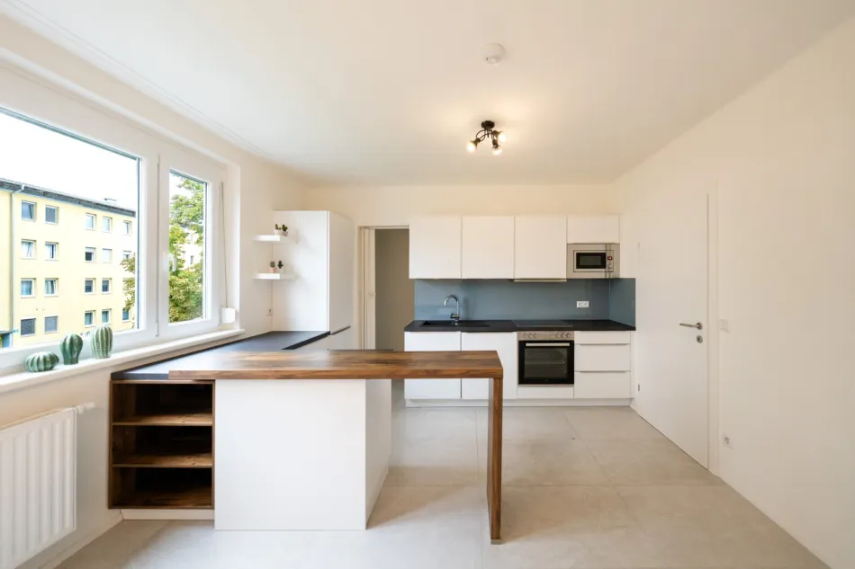 Klimatisiert, 2 Balkone, Lift, Parkplatz – 102 m² mit viel Spielraum in Graz-Geidorf - Titelbild