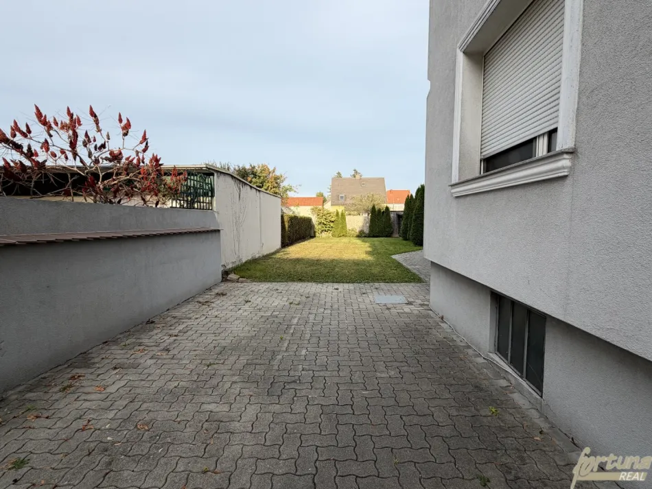 Einfamilienhaus auf 515 m² Grundstück – attraktive Lage in Bahnhofsnähe - Bild