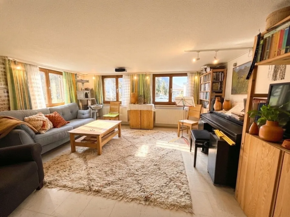 Große 5-Zimmer Wohnung mit Balkon, Garten & viel Stauraum in Dornbirns Zentrum - Titelbild