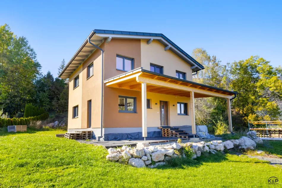 Wohnen im Einklang mit der Natur - Modernes Einfamilienhaus nach der VAASTU-Lehre in Villach-Heiligengeist - Bild
