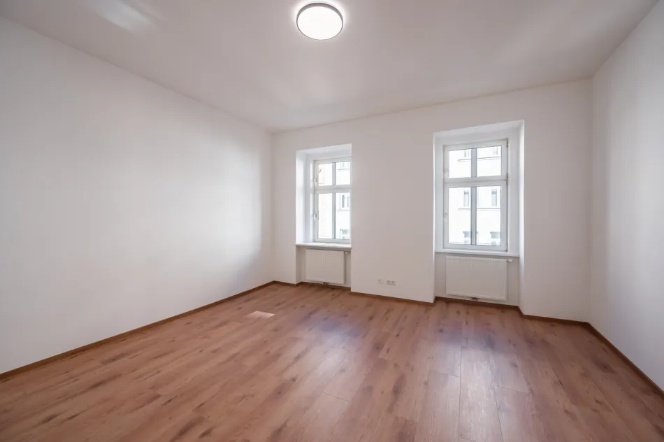 Modernisierte Altbauwohnung mit Lift – 49 m² um € 179.000! - Titelbild