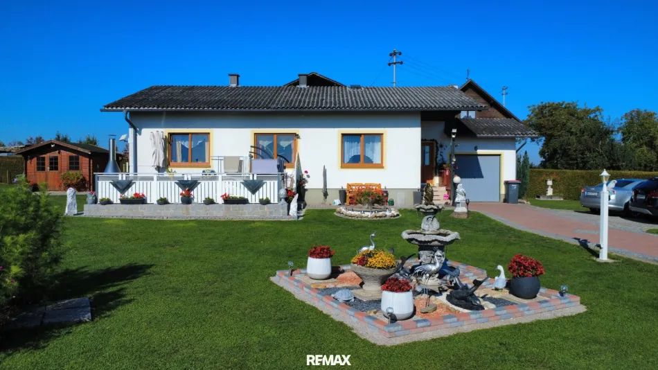 Gemütlicher Bungalow mit Garten und Terrasse in Pötting - Bild