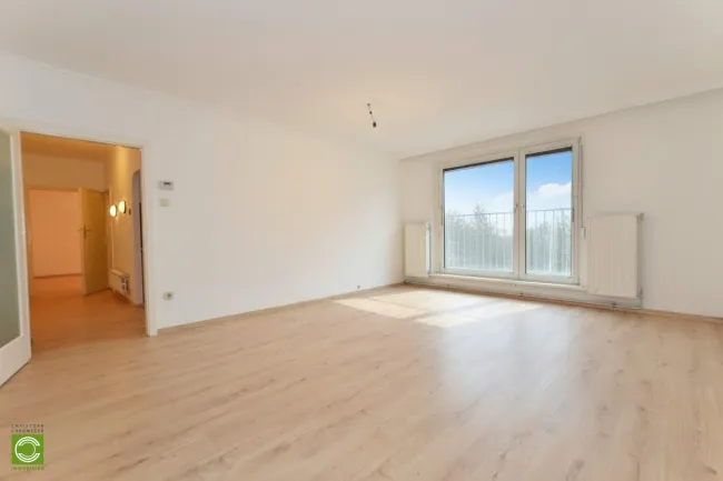 CHRISTOPH CHROMECEK IMMOBILIEN - 1100 WIEN - Helle 2 Zimmerwohnung beim Alfred-Böhm-Park! - Bild