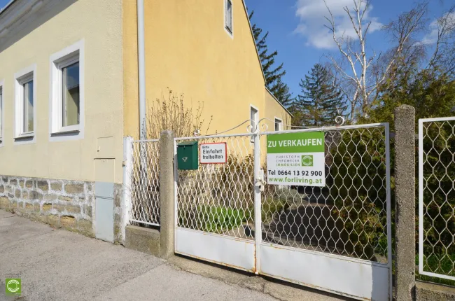 CHRISTOPH CHROMECEK IMMOBILIEN - PERCHTOLDSDORF - Ruhig gelegener und ausbaufähiger Altbau auf Eigengrund! - Titelbild