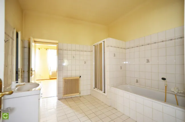 CHRISTOPH CHROMECEK IMMOBILIEN - PERCHTOLDSDORF - Ruhig gelegener und ausbaufähiger Altbau auf Eigengrund! - Bild