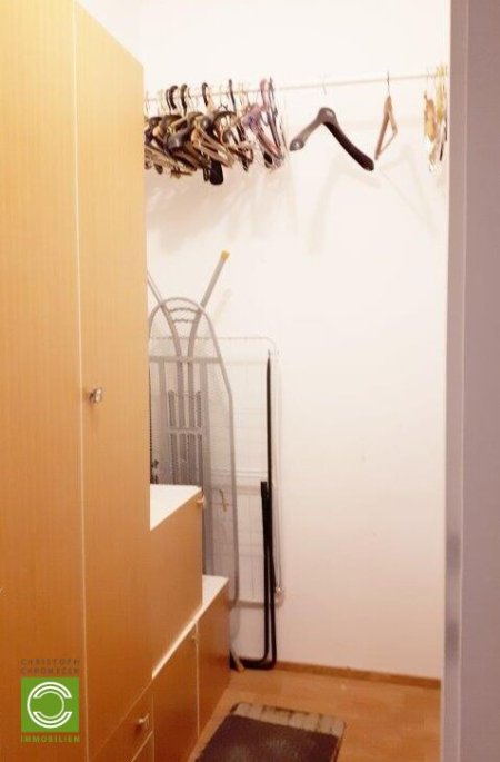 CHRISTOPH CHROMECEK IMMOBILIEN - 1190 Wien - Befristet vermietete Einraumwohnung!